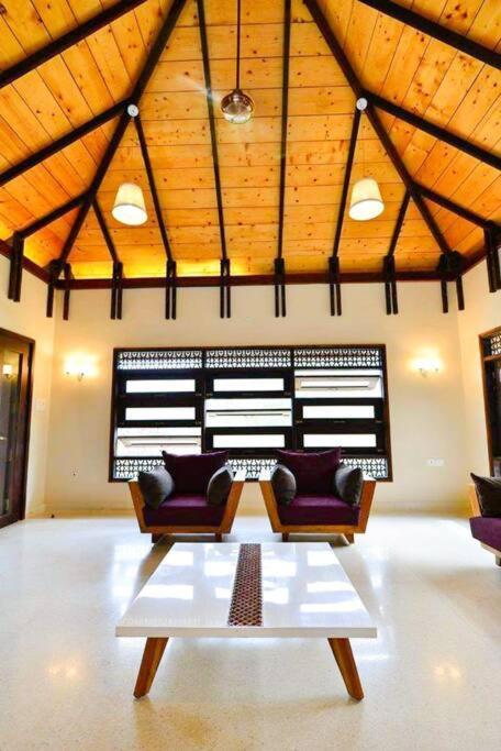 Vacation Villa-Devraj Residency - Bhuj, Kutch Zewnętrze zdjęcie