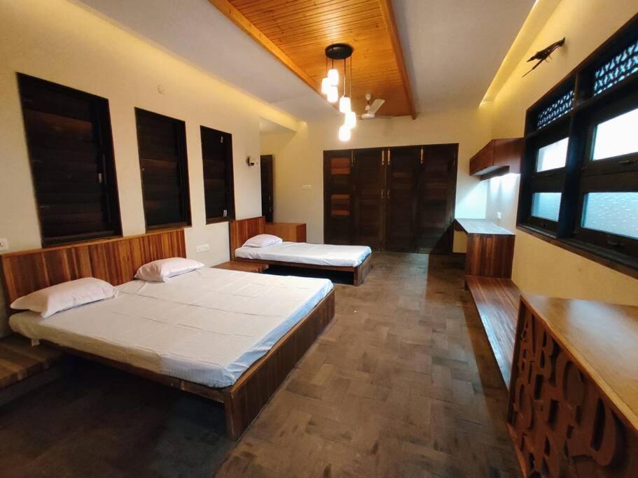 Vacation Villa-Devraj Residency - Bhuj, Kutch Zewnętrze zdjęcie